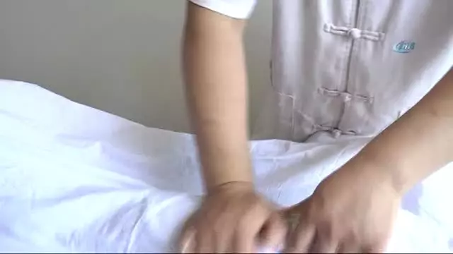 Musluman Olan Cinli Doktor Iki Bin Yillik Cin Tibbini Turkiye Ye Getirdi Haberler Com Saglik
