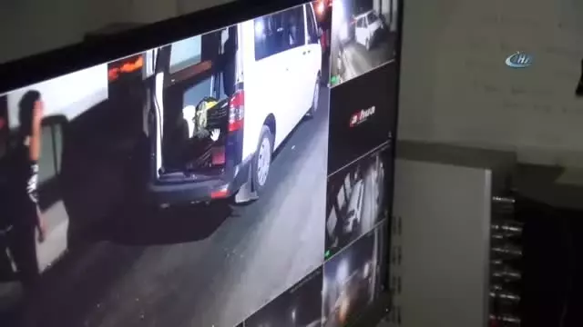 Sanatçı Serttaş'tan Güvenlik Güçlerine Sürpriz Gece Ziyareti