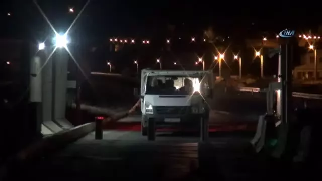 Sanatçı Serttaş'tan Güvenlik Güçlerine Sürpriz Gece Ziyareti