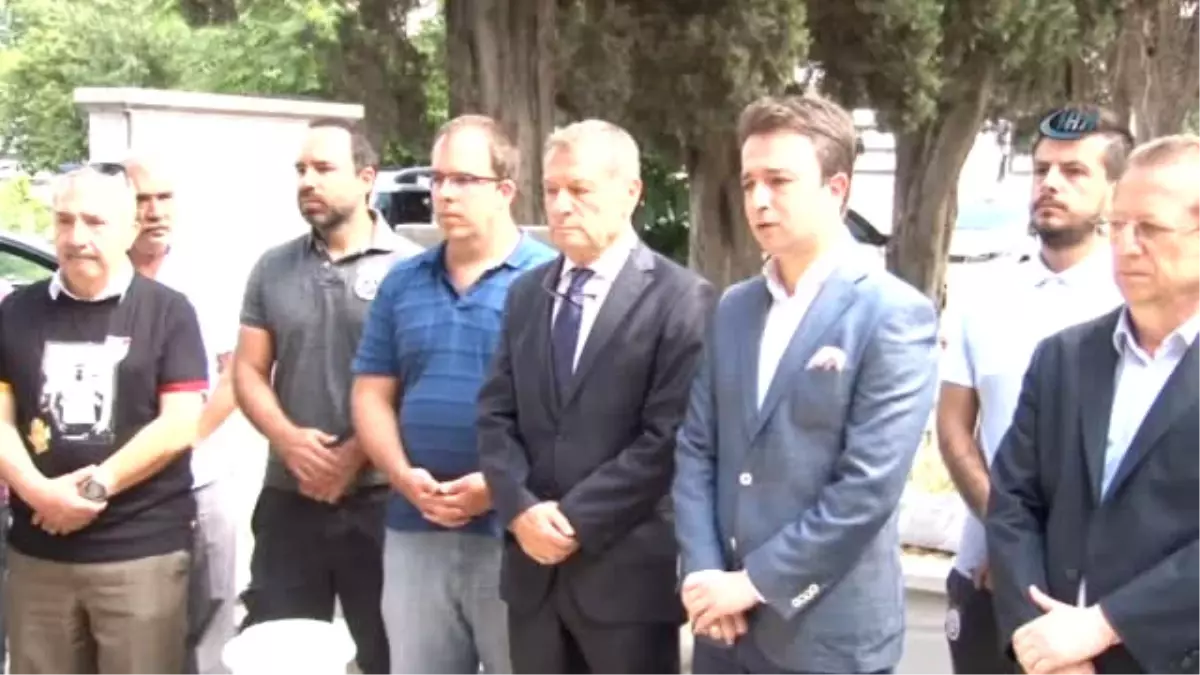 Turgay Şeren, Mezarı Başında Anıldı