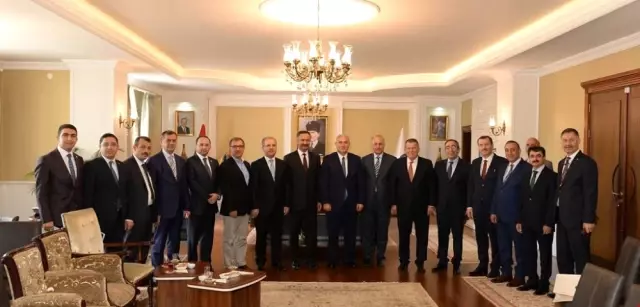 Yargıtay Birinci Başkanı İsmail Rüştü Cirit'ten Erzurum Valiliğine Ziyaret Yargıtay Birinci Başkanı İsmail Rüştü Cirit'ten Erzurum Valiliğine Ziyaret