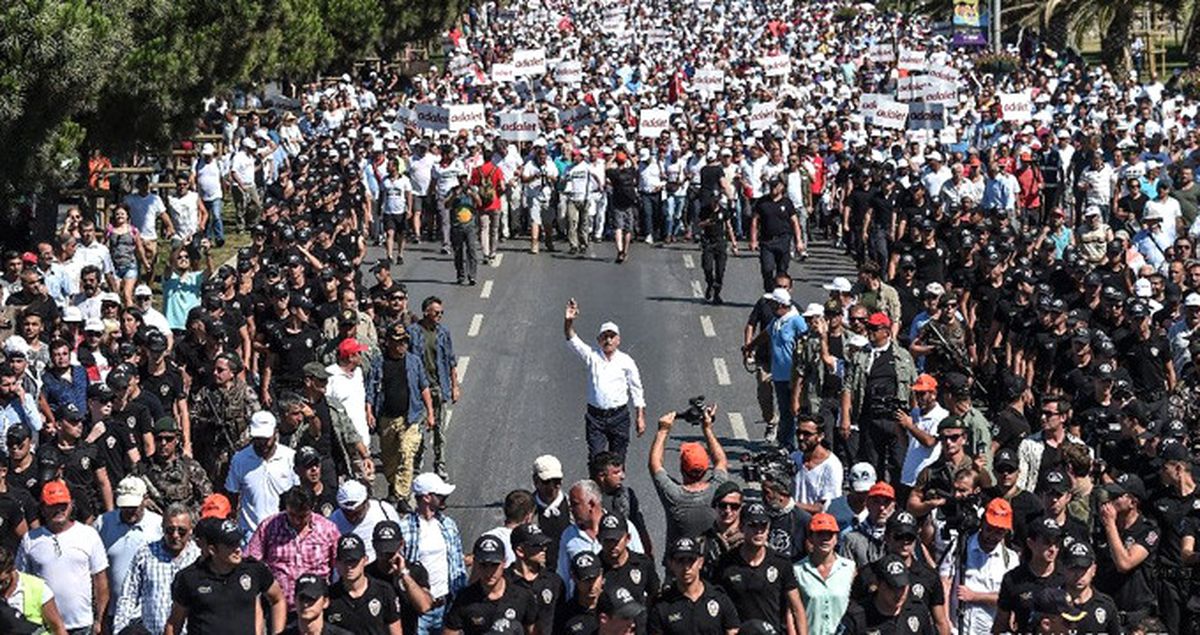 'Adalet Yürüyüşü' Sona Erdi! Kılıçdaroğlu Yalnız Yürüyecek, Maltepe Mitinge Hazırlanıyor
