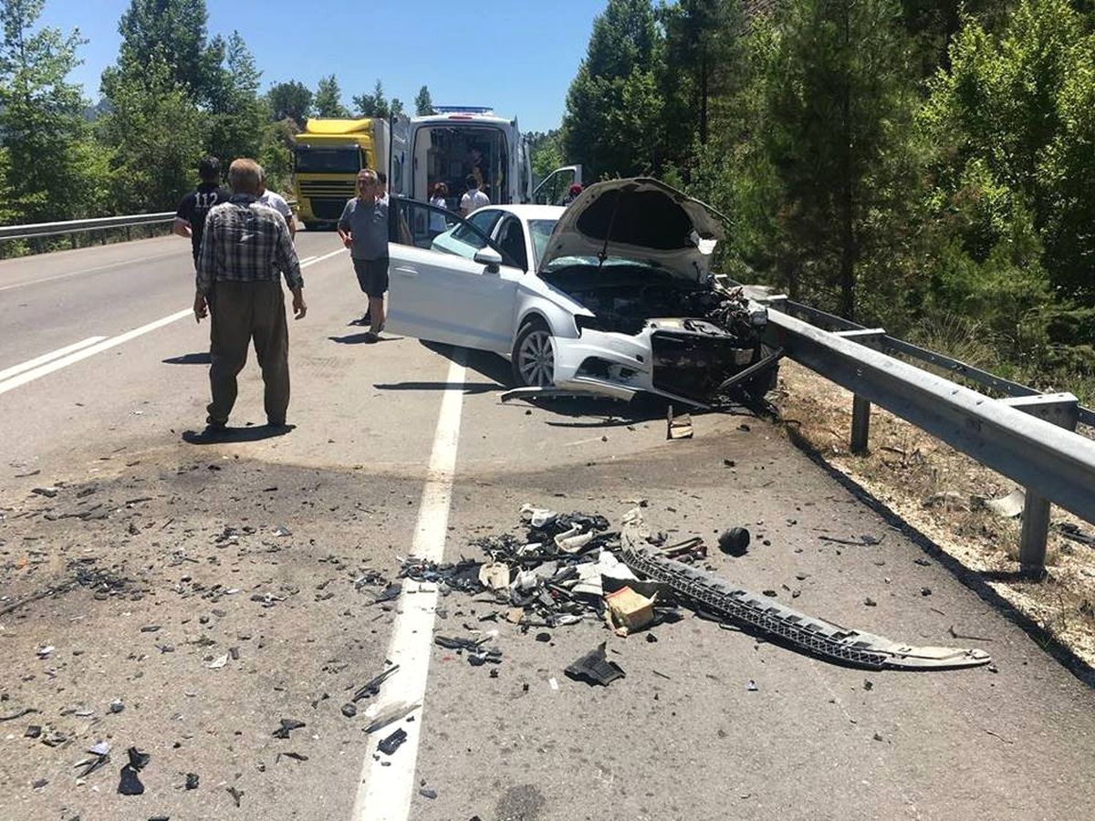 Avukat ve Kardeşi Kazada Öldü