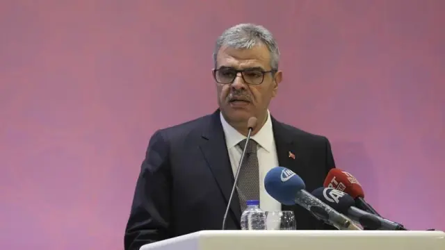 Başbakan Yardımcısı Kaynak Açıklaması Başbakan Yardımcısı Kaynak Açıklaması