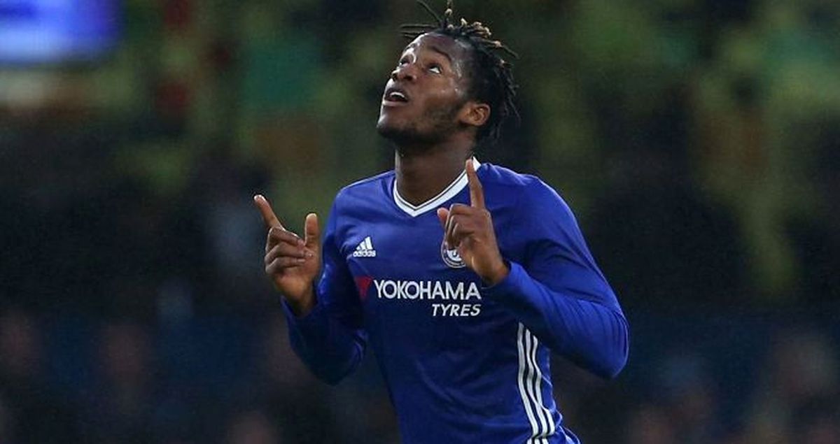 Chelsea'li Futbolcu Batshuayi, Fenerbahçe'ye Gelmeye Sıcak Bakıyor