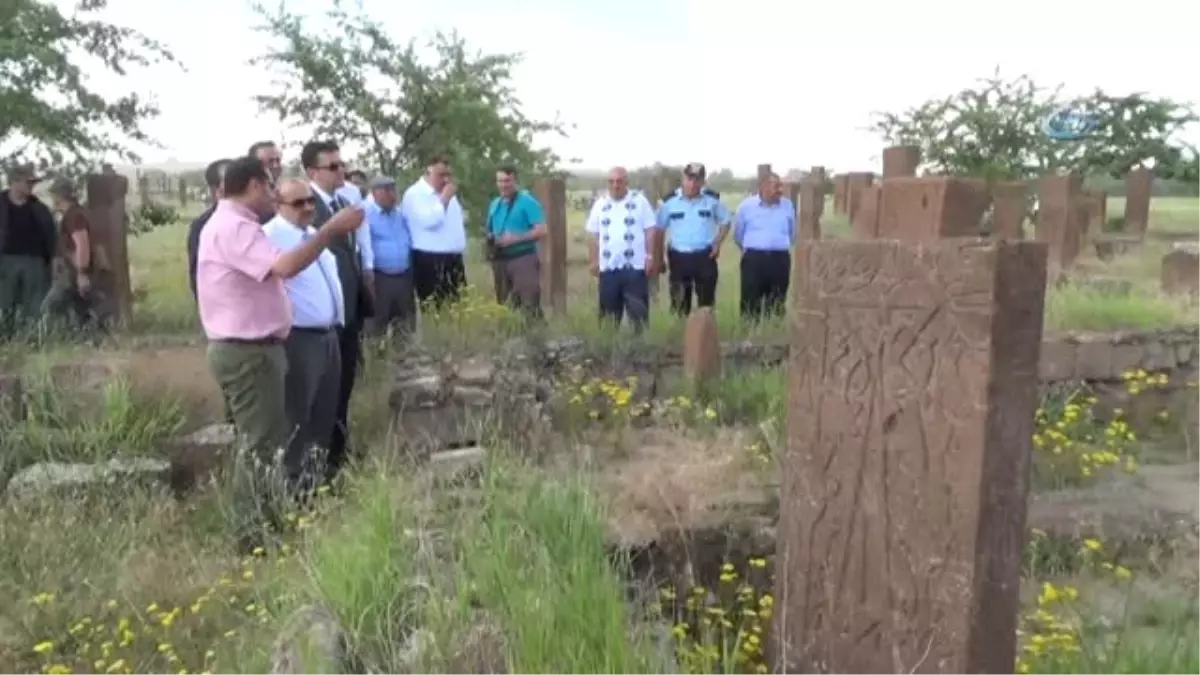 Vali Ustaoğlu: 'Bölgenin Turizmle Ön Plana Çıkması Lazım'