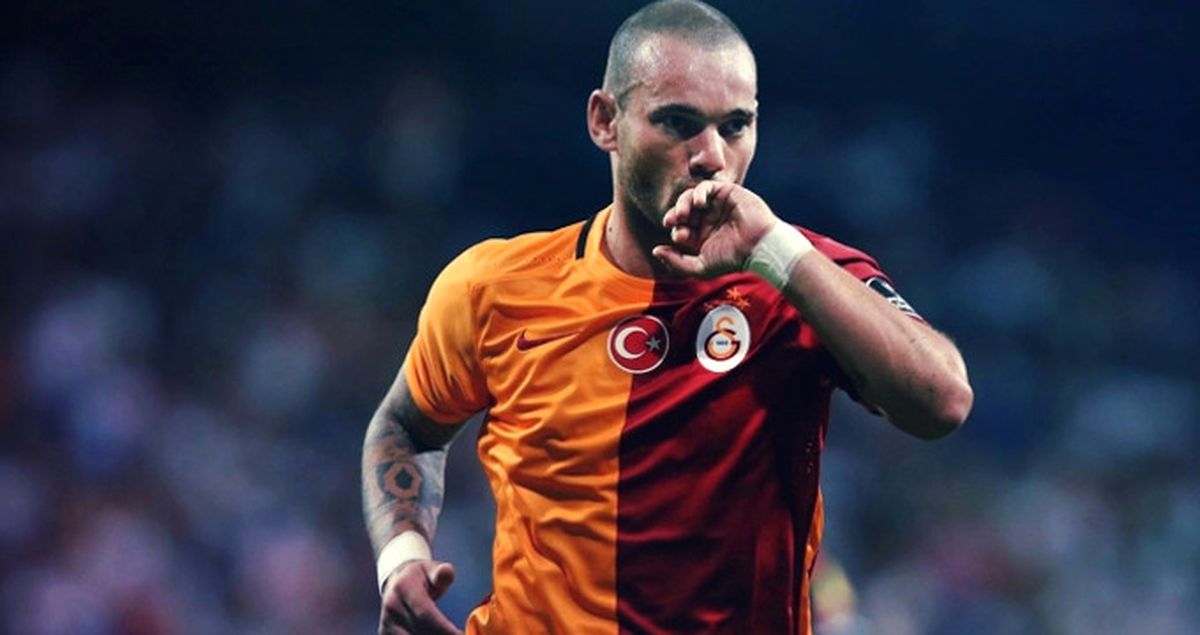 Başakşehir Başkanı Gümüşdağ: Sneijder Boşa Çıkarsa Değerlendiririz