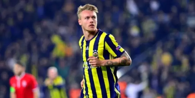Lyon'dan Kjaer Hamlesi
