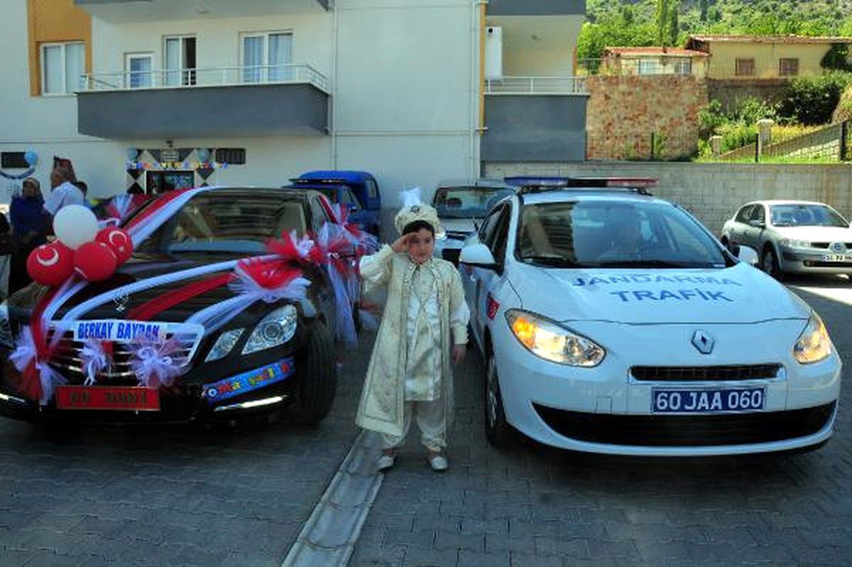 Valinin Makam Otomobili, Şehit Oğlunun Sünnet Aracı Oldu