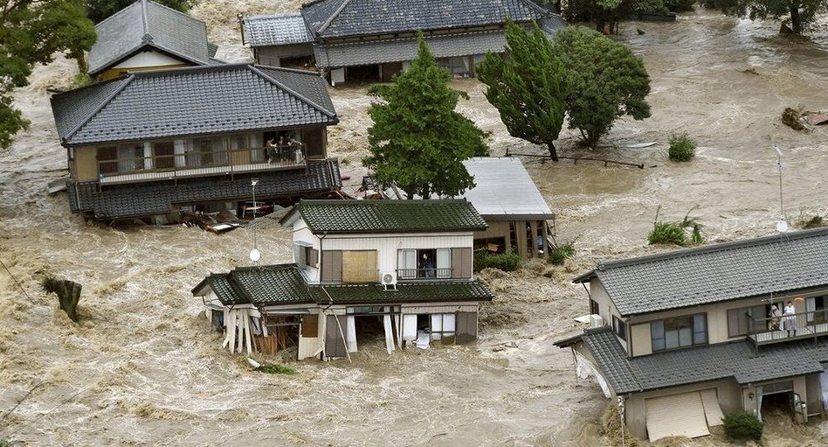 Japonya'da 500 Kişinin Dış Dünyayla Bağlantısı Kesildi