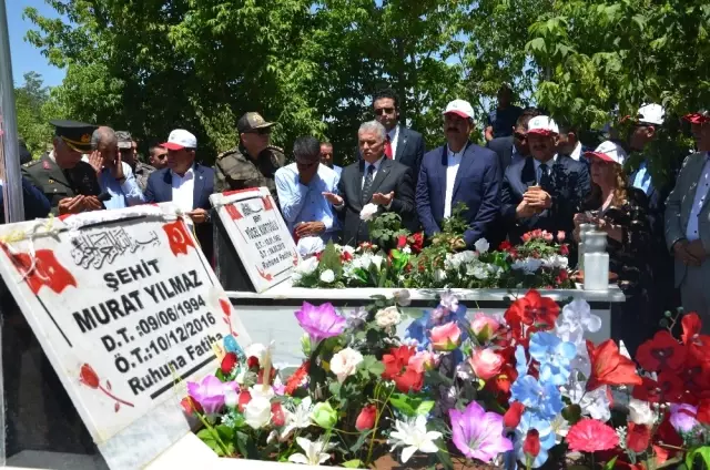 15 Temmuz Şehitlerini Anma, Demokrasi ve Milli Birlik Günü 15 Temmuz Şehitlerini Anma, Demokrasi ve Milli Birlik Günü