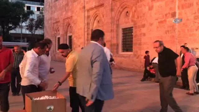 15 Temmuz'u Anma Nöbeti Başladı 15 Temmuz'u Anma Nöbeti Başladı