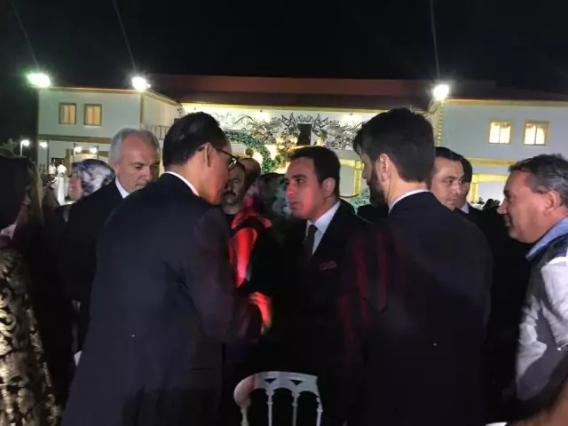 Cumhurbaşkanlığı Sözcüsü İbrahim Kalın'ın Mutlu Günü Cumhurbaşkanlığı Sözcüsü İbrahim Kalın'ın Mutlu Günü