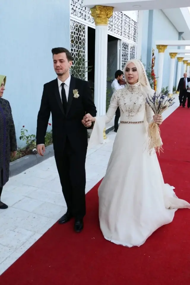 Cumhurbaşkanlığı Sözcüsü İbrahim Kalın'ın Mutlu Günü Cumhurbaşkanlığı Sözcüsü İbrahim Kalın'ın Mutlu Günü