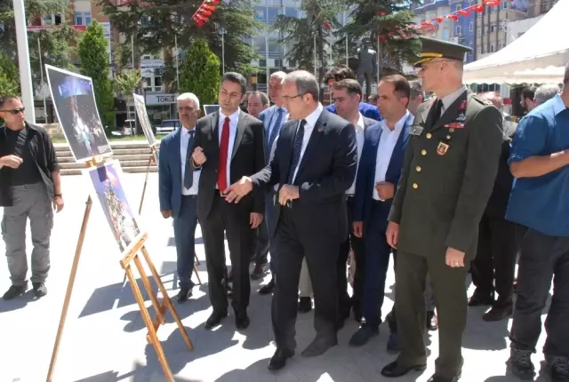 İha'nın '15 Temmuz Destanı' Fotoğraf Sergisi Tokat'ta Açıldı