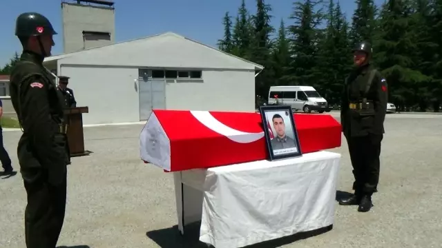 Şehit Erin Cenazesi Memleketine Gönderildi Şehit Erin Cenazesi Memleketine Gönderildi