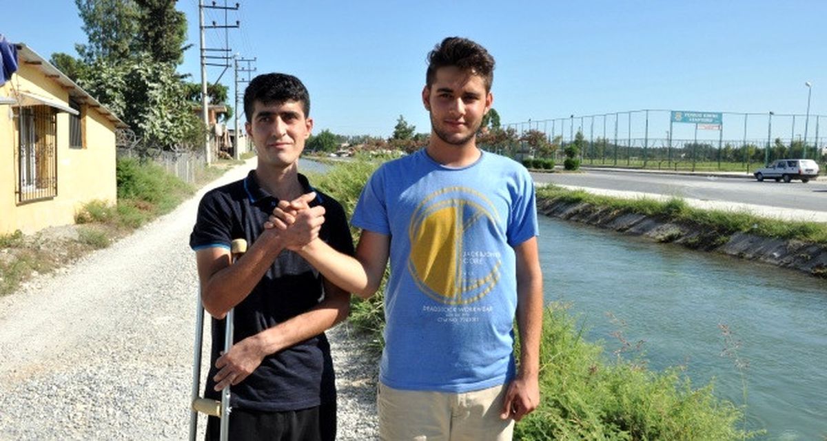 Yüzme Bilmeyen Gencin Cesareti Hayat Kurtardı! O Günden Beri Kardeşler