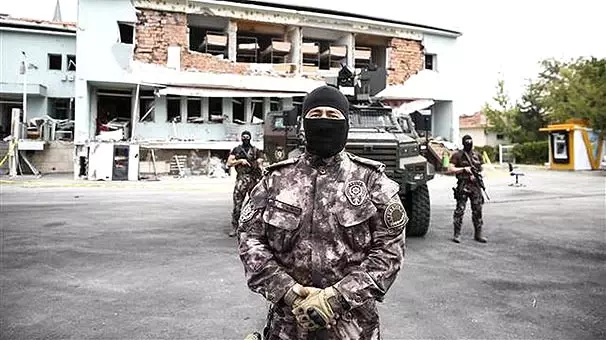 Türk Telekom, Darbecilerden Böyle Kurtarılmış: Gerekirse Şehit Olun!