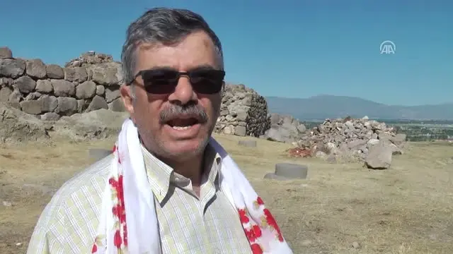 Tarihi Altıntepe Kalesi'nde Kazı Çalışması