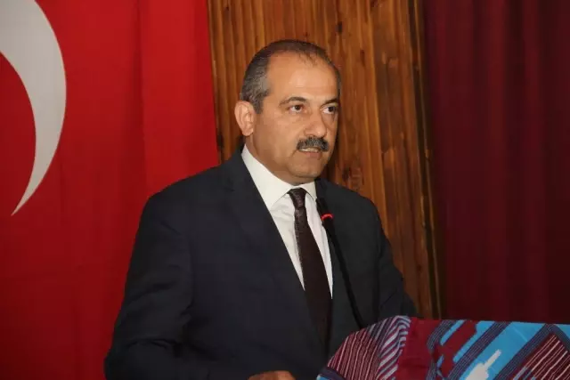 Tonya'da Hayvancılık ve Tereyağı Sempozyumu Tonya'da Hayvancılık ve Tereyağı Sempozyumu