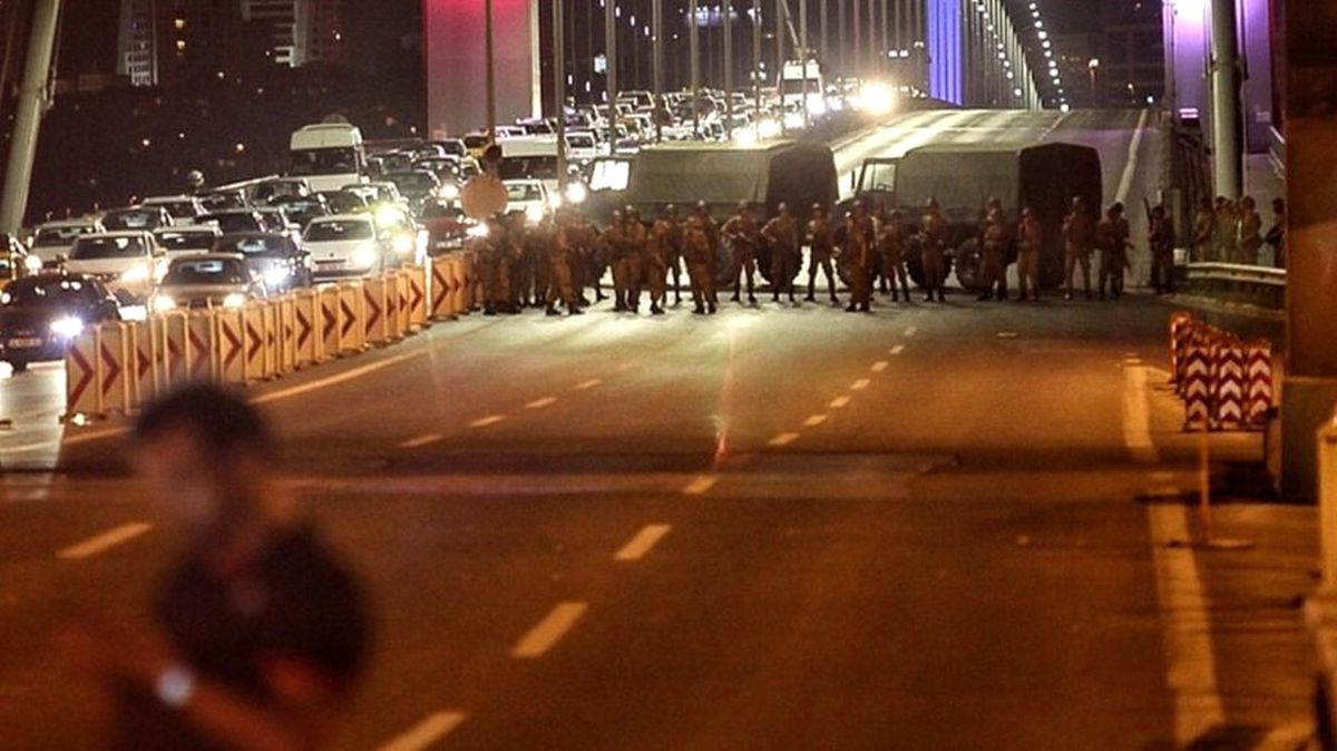Adalet Bakanlığı '15 Temmuz' Bilançosunu Açıkladı: 50 Bin 510 Tutuklu Var