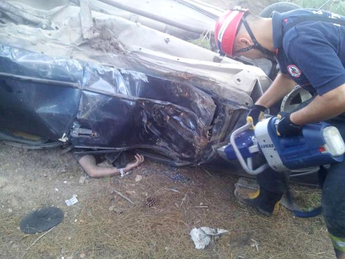 Denizli'de Kontrolden Çıkan Araç Takla Attı: 1 Ölü