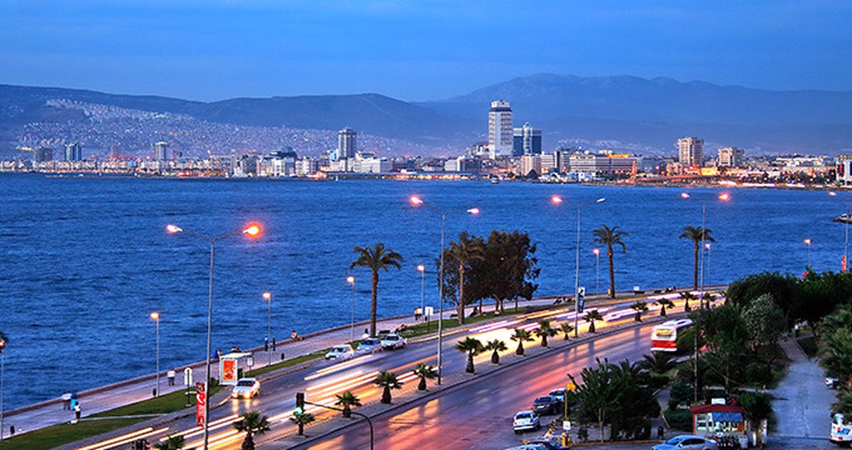 İZDENİZ'deki Grev İzmir'de Hayatı Olumsuz Etkiledi