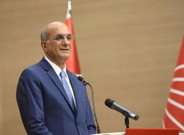 Tekin Bingöl : Orduyu Rencide Edebilecek Bir Fotoğraf Tüm Bilboardları Süslüyor