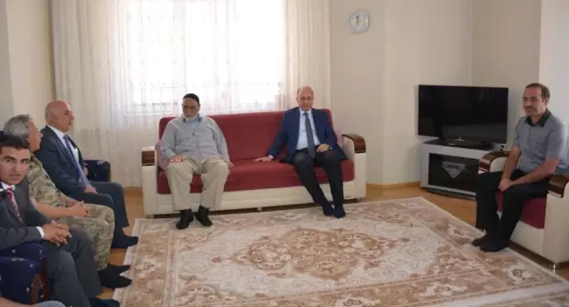 Vali Azizoğlu, 15 Temmuz Gazisi Çılğı'yı Unutmadı Vali Azizoğlu, 15 Temmuz Gazisi Çılğı'yı Unutmadı