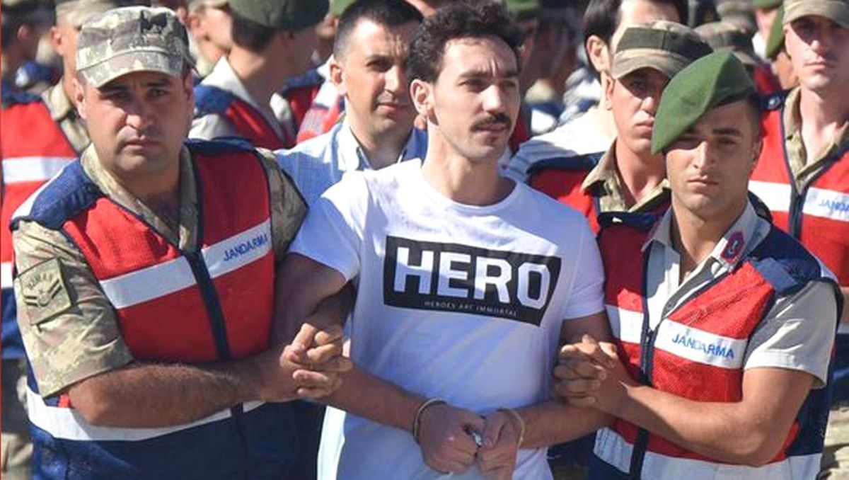 Adalet Bakanlığı'ndan 'Hero' Genelgesi: Mesaj İçerikli Giysiler Toplatılacak