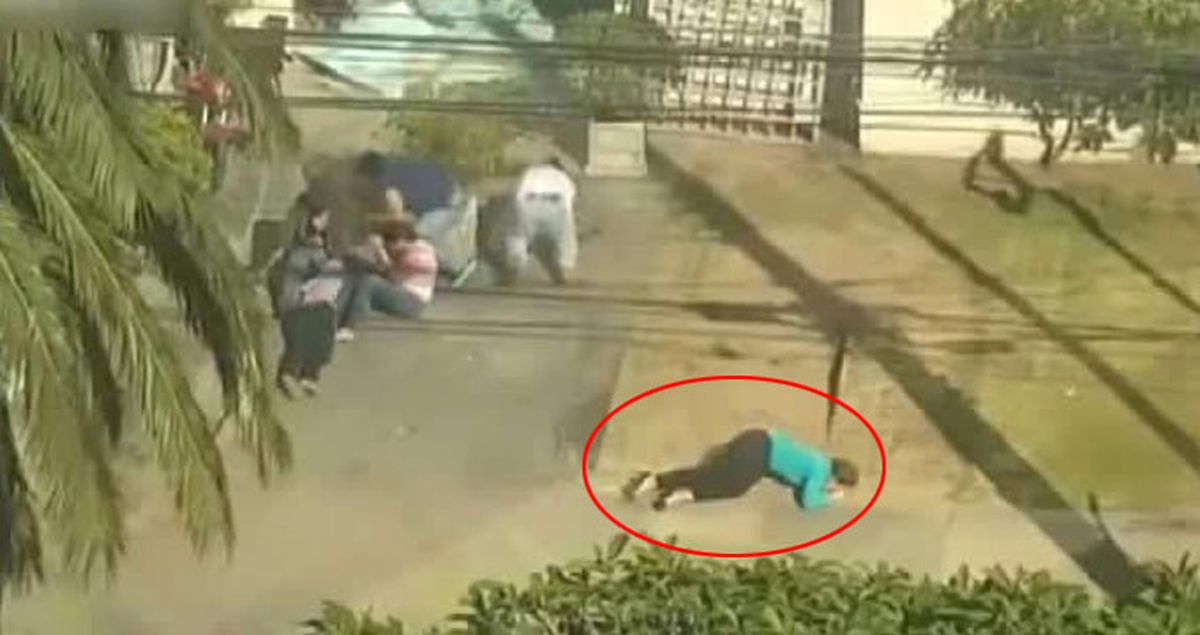 Polis Soyguncularla Çatıştı, Genç Kadın Yerde Can Çekişerek Öldü!