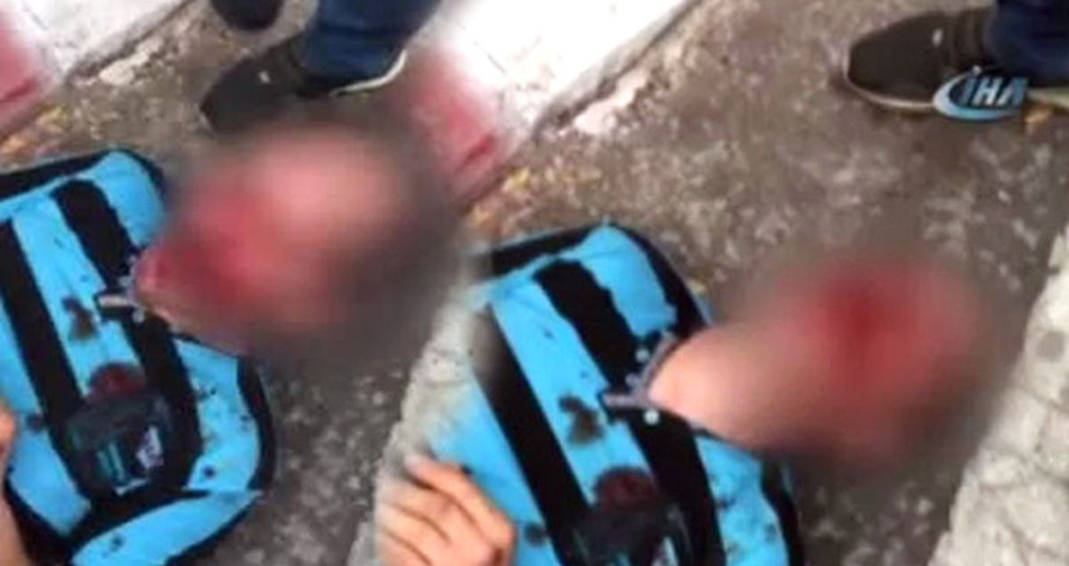 Küçük Kızı Kaçırmak İsteyen Şahsı Sancaktepeliler Tekme Tokat Dövdü