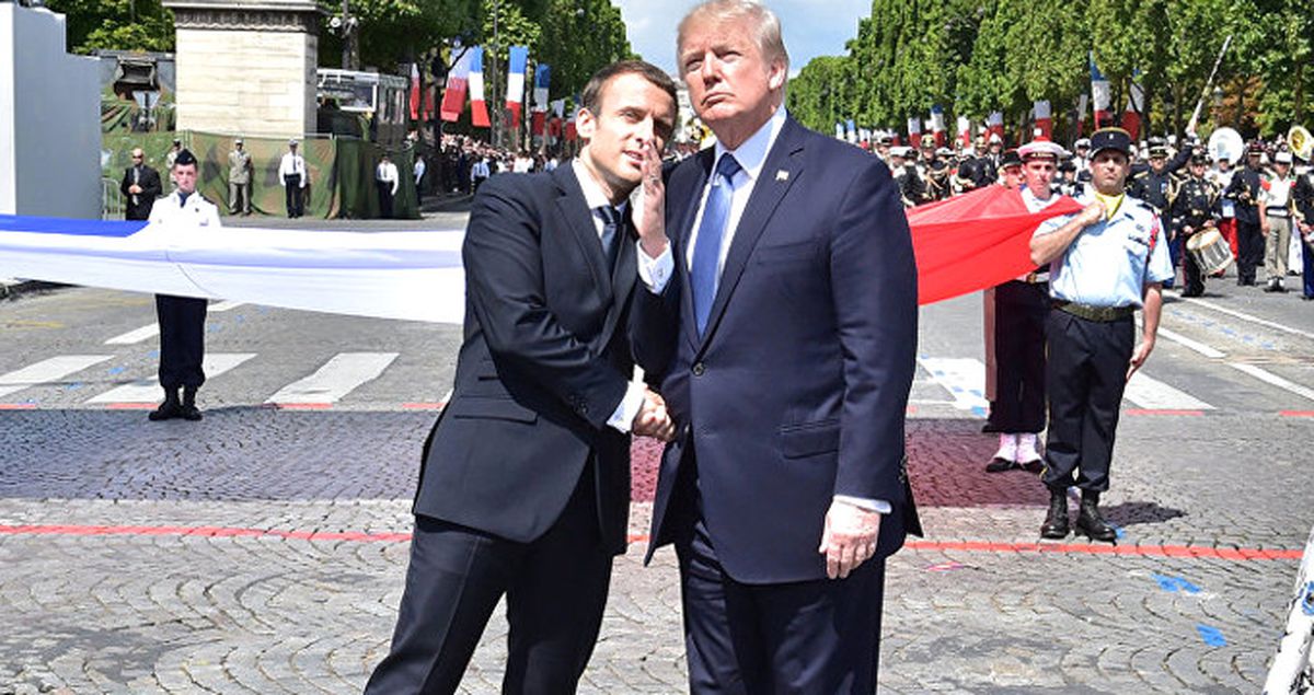 Trump'a Elini Veren Fransa Cumhurbaşkanı Macron, Kolunu Kaptırdı