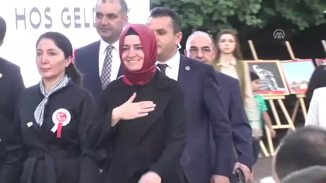 Bakan Kaya Şehit Yakınları ve Gazilerle Buluştu (1) Bakan Kaya Şehit Yakınları ve Gazilerle Buluştu (1)