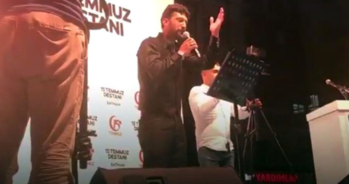 Batmanlılar 15 Temmuz'da Kürtçe Dombıra'yla Coştu