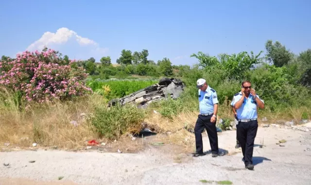 Manavgat'ta Tur Minibüsü Şarampole Uçtu: 9 Yaralı Manavgat'ta Tur Minibüsü Şarampole Uçtu: 9 Yaralı