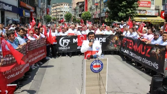 Memur-Sen, 15 Temmuz Şehitleri İçin Yürüdü