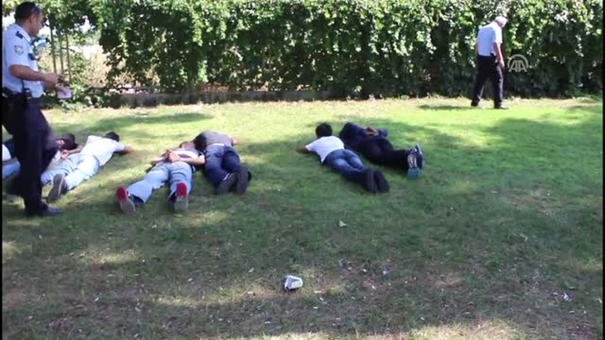 Parkta Bıçaklı Gasp Iddiası