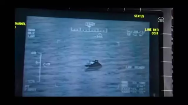 Seferihisar Açıklarında Su Alan Yattan 8 Kişinin Kurtarılması