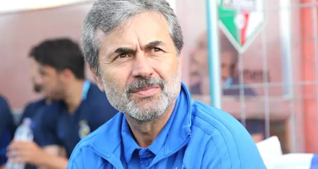Aykut Kocaman: Robin van Persie'den Çok Şey Bekliyorum