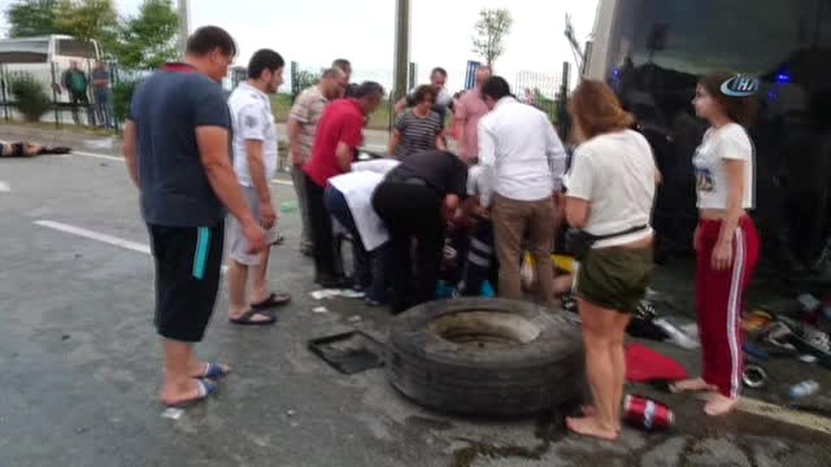 Giresun'da Trafik Kazası: 23 Yaralı