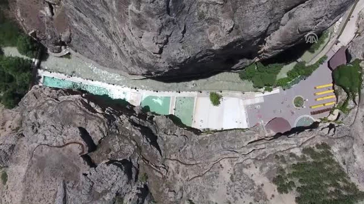 Kanyonun Ortasındaki 'Kudret Havuzu'na Ilgi