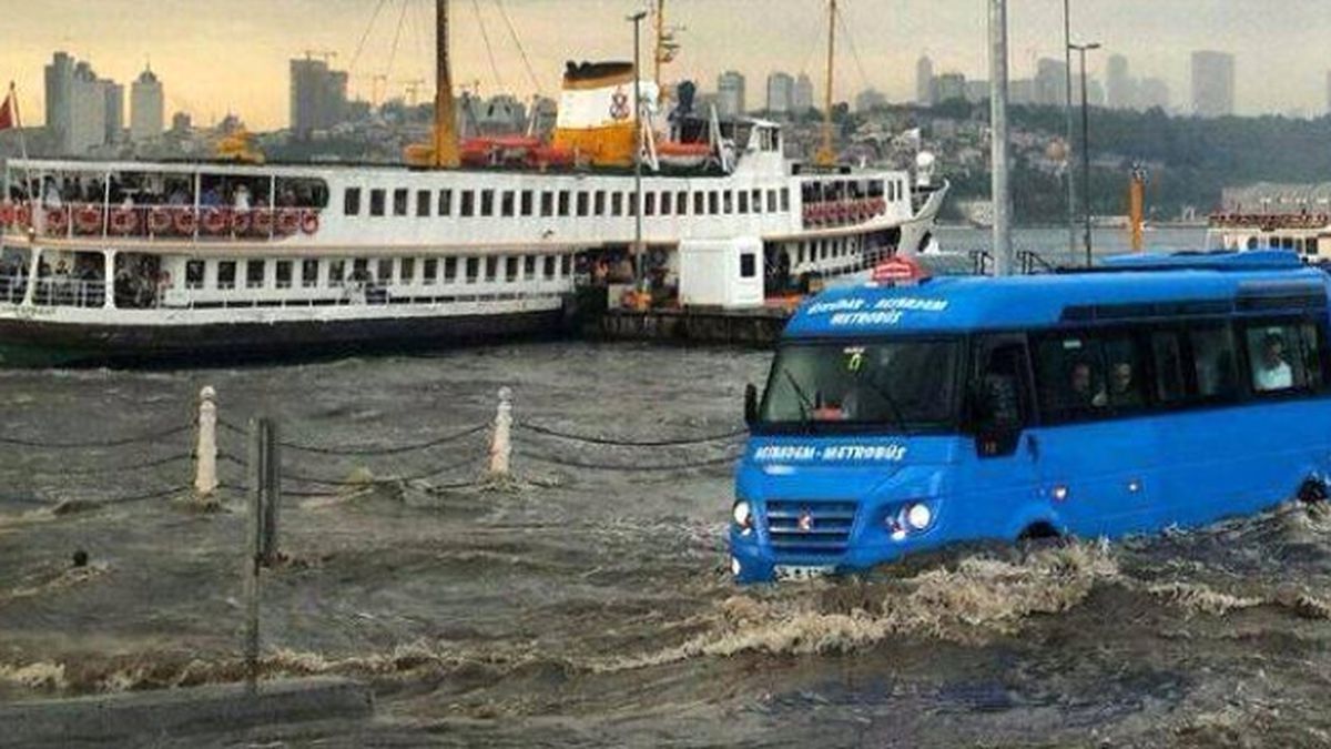 Meteoroloji'den İstanbul İçin Sağanak Yağış Uyarısı
