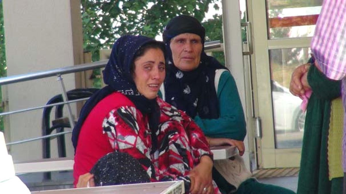 Yangında En Büyüğü 3 Yaşında Olan 3 Çocuk Uykularında Can Verdi