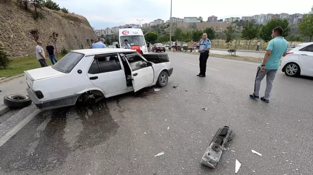 Trafik Kazaları: 3 Yaralı
