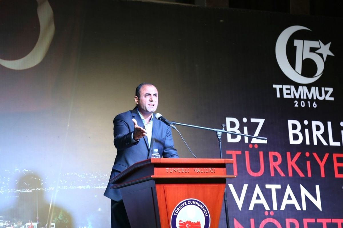 CHP'li Başkanın Şehit Öğretmenle İlgili Sözleri Protokolü Ağlattı