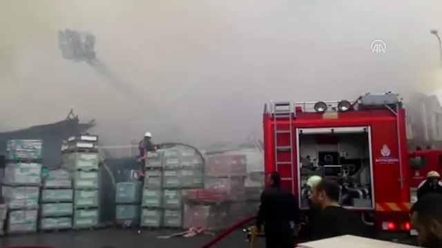 Ümraniye'de Yangın