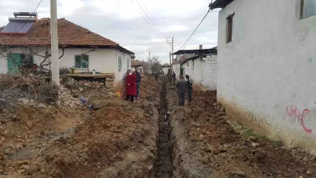 9 Mahalleye 105 Kilometre Kanalizasyon ve İçme Suyu Hattı