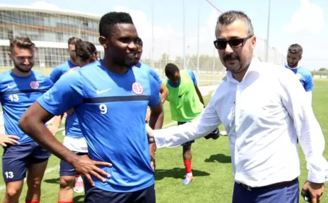 Ahmet Şan'a 'İzmir Marşı' Tepkisi