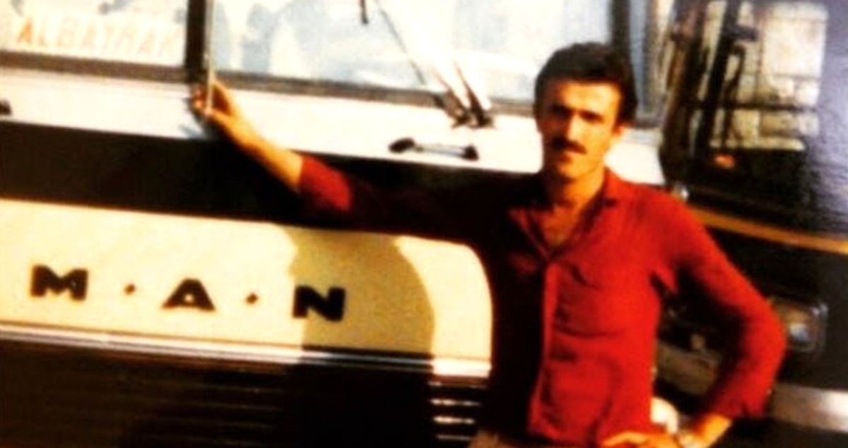 Galatasaraylı Abdurrahim Albayrak'ın Mercedes'li Fotoğrafı 'Nereden Nereye' Dedirtti